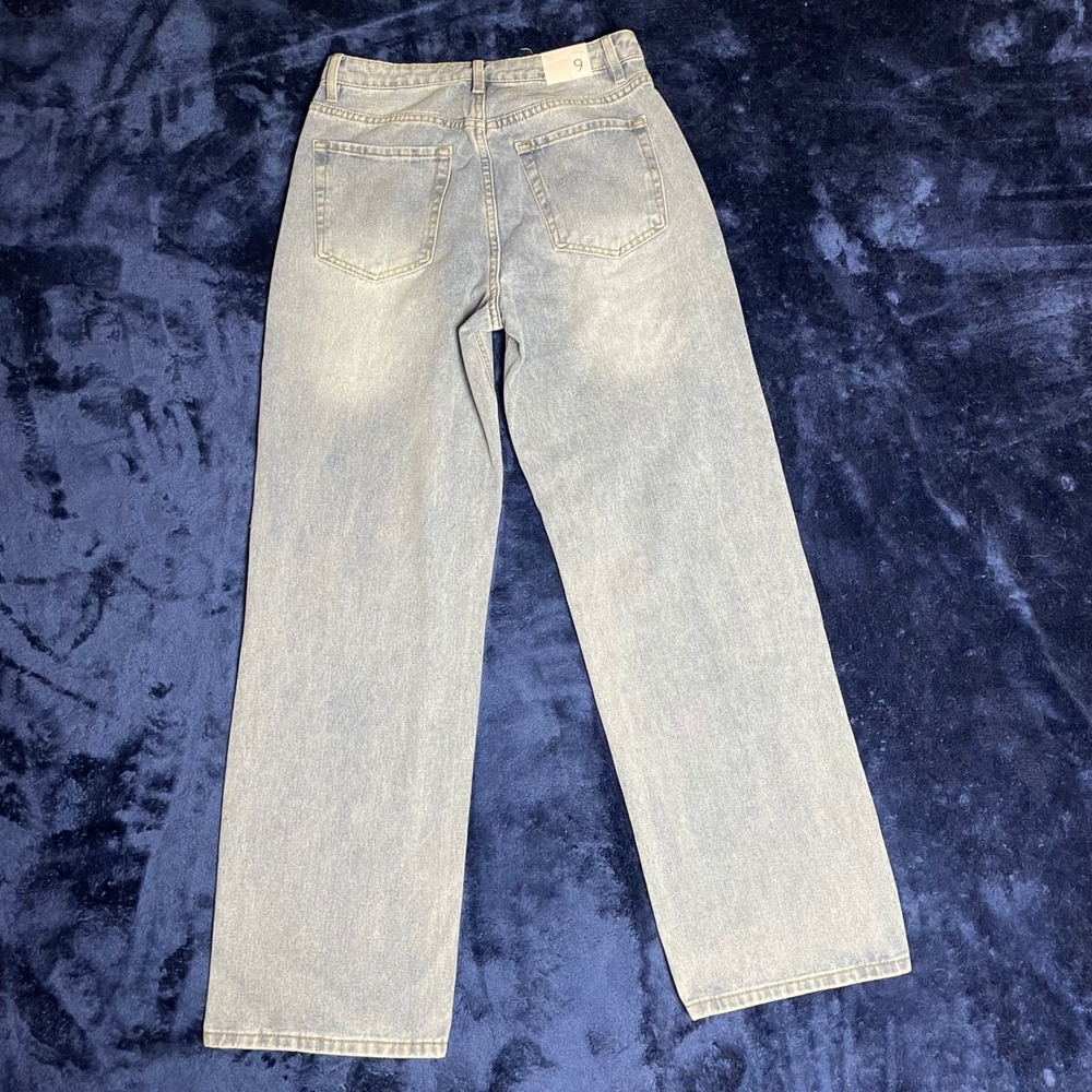 Cali 1850 Womens Light Wash Wide Leg Jeans Daisy Flower Patch Distressed Size 9 - Picture 9 of 10